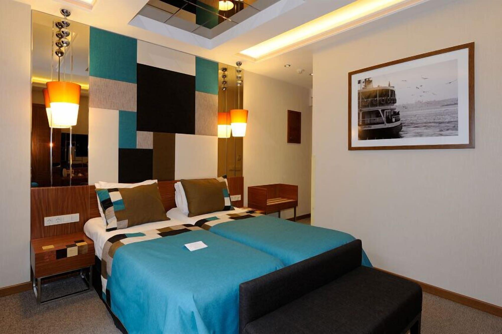 Collage Taksim Hotel Istambul Exterior foto